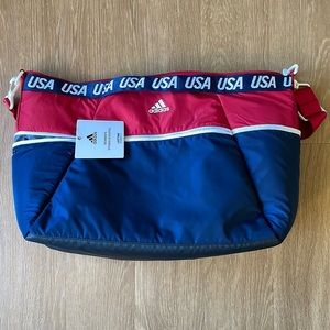 Womens adidas red/white/blue USA studio III duffel bag - in like new condition